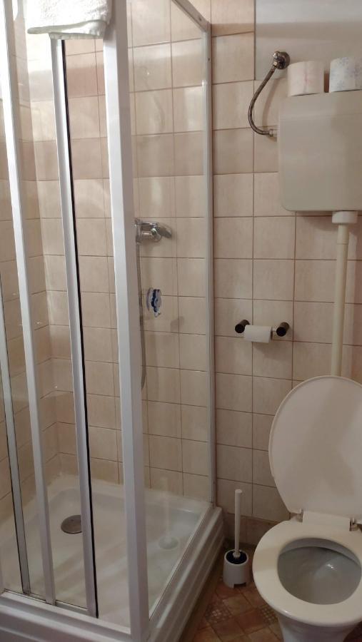 Penzion Encian Mýto pod Ďumbierom Exterior foto