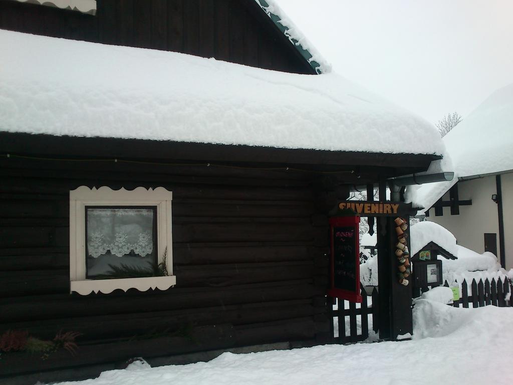 Penzion Encian Mýto pod Ďumbierom Exterior foto